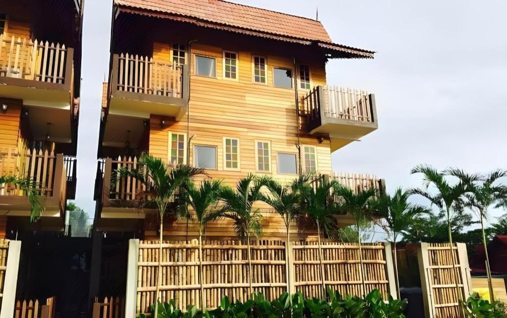 Kampong Pinang Sebatang Hotel Malacca