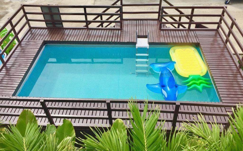 Kampong Pinang Sebatang Hotel