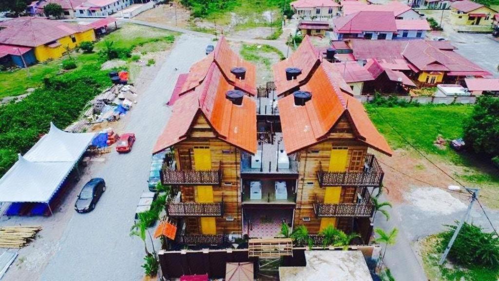 Kampong Pinang Sebatang 3*