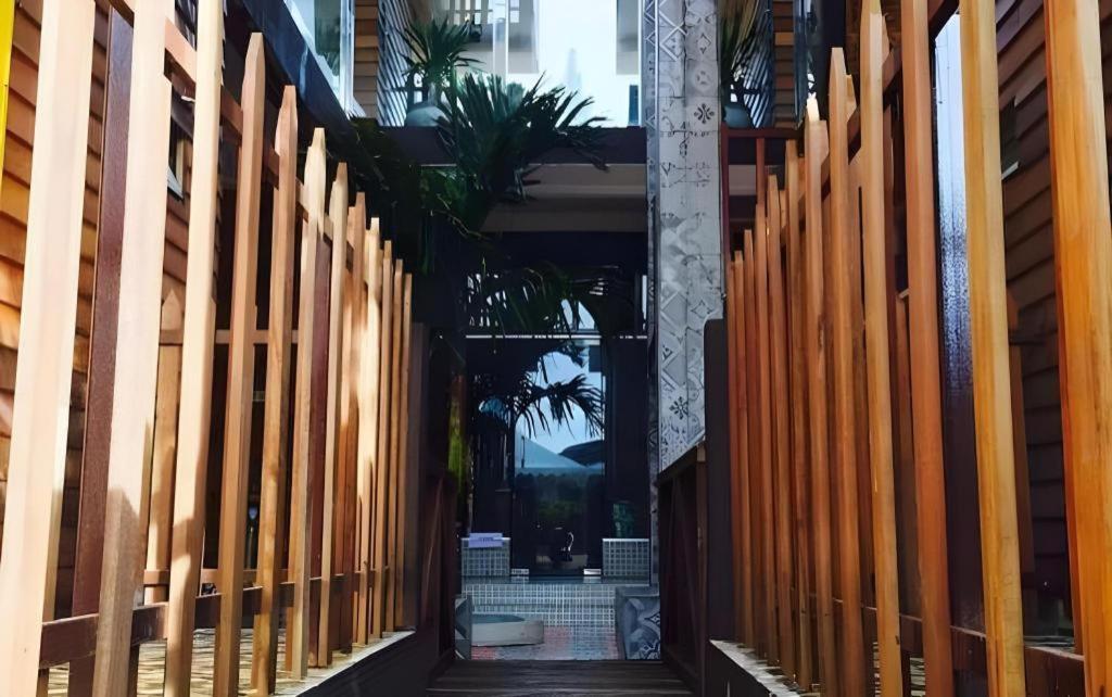 Kampong Pinang Sebatang